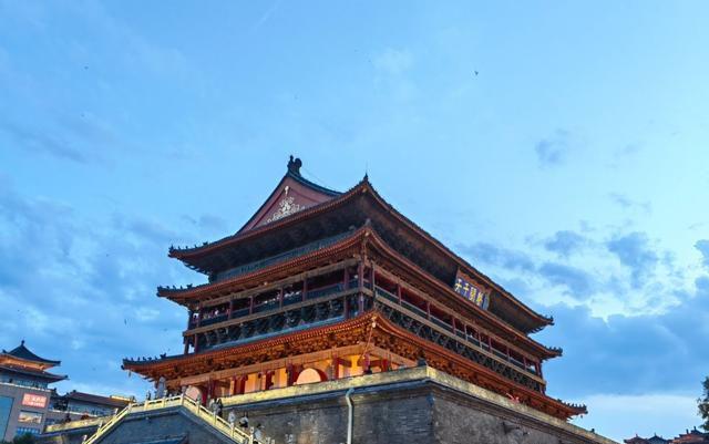 游攻略去陕西3天当地导游推荐省心行程爱游戏app准备近期去陕西畅玩3日(图2)