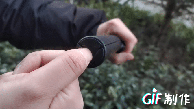 自拍杆三脚架一键变焦记录美好瞬间！爱游戏app小米变焦支架自拍杆2(图9)