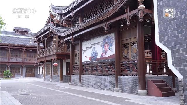 四年累计亏损超10亿停车场成唯一盈利项目爱游戏(ayx)中国网站耗资24亿的古城(图2)